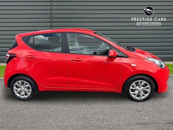 Used Hyundai i10 2019 for sale - 79553255: Photo