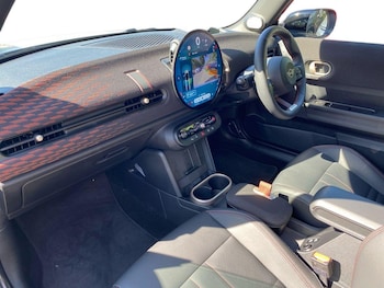 Used MINI Cooper 2024 for sale - 79388601: Photo