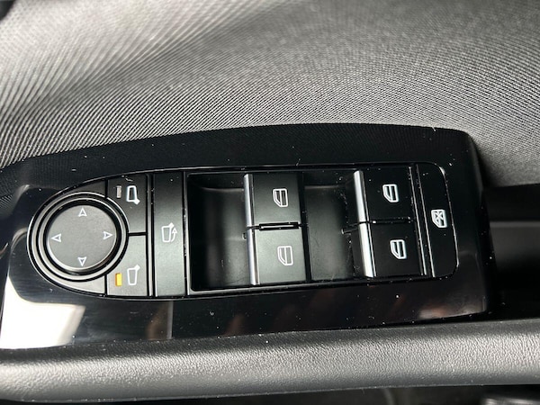 Used Mazda Mazda3 2023 for sale - 76085147: Photo 30