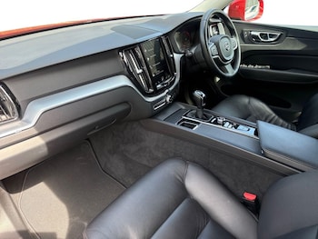 Used Volvo XC60 2018 for sale - 78348009: Photo