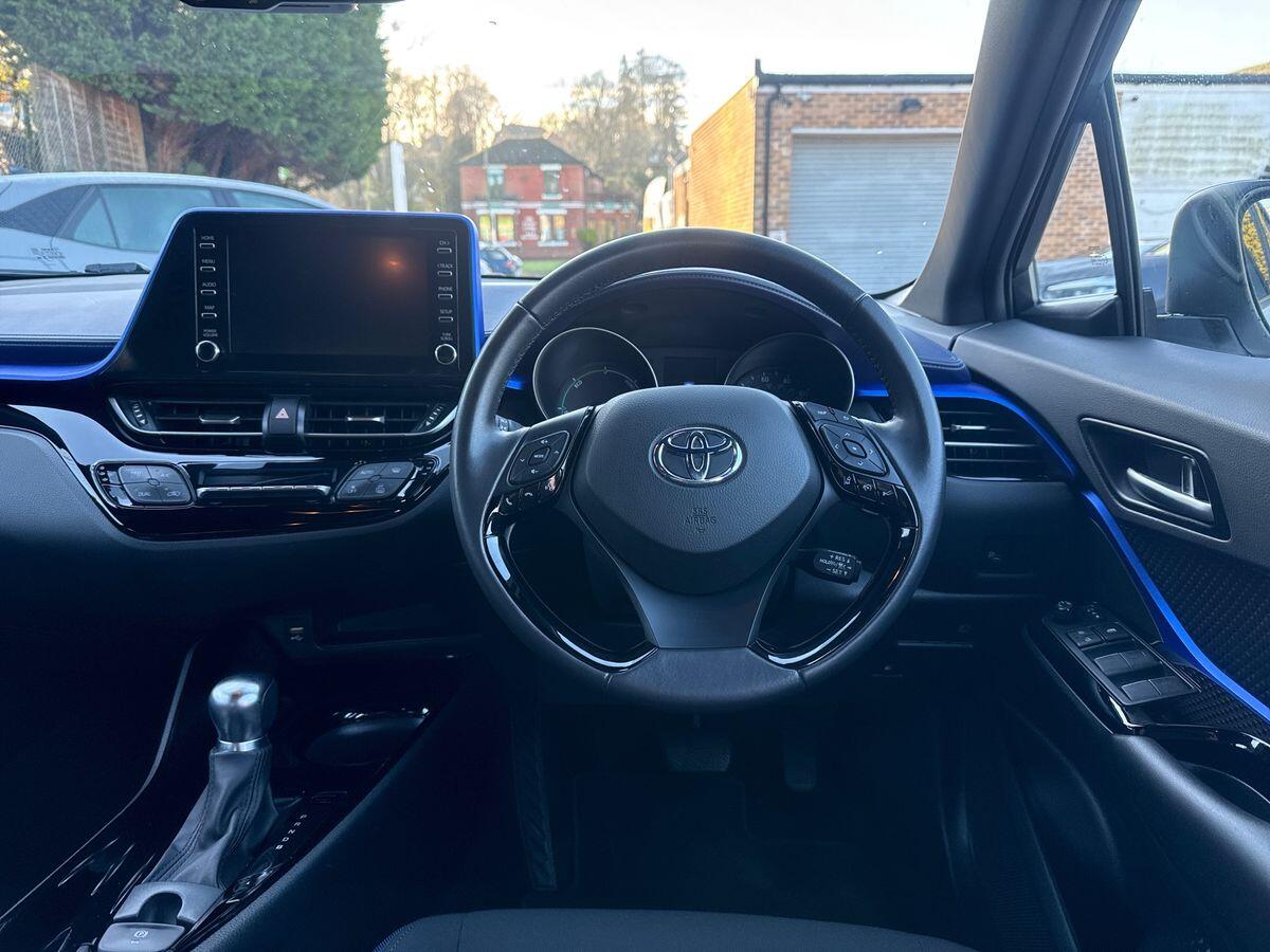 Used Toyota C-HR 2020 for sale - 77156129: Photo 14