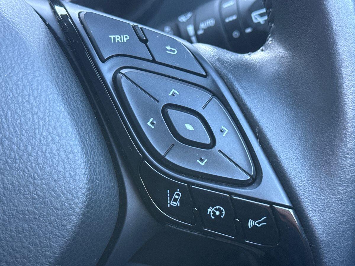 Used Toyota C-HR 2020 for sale - 77156129: Photo 16