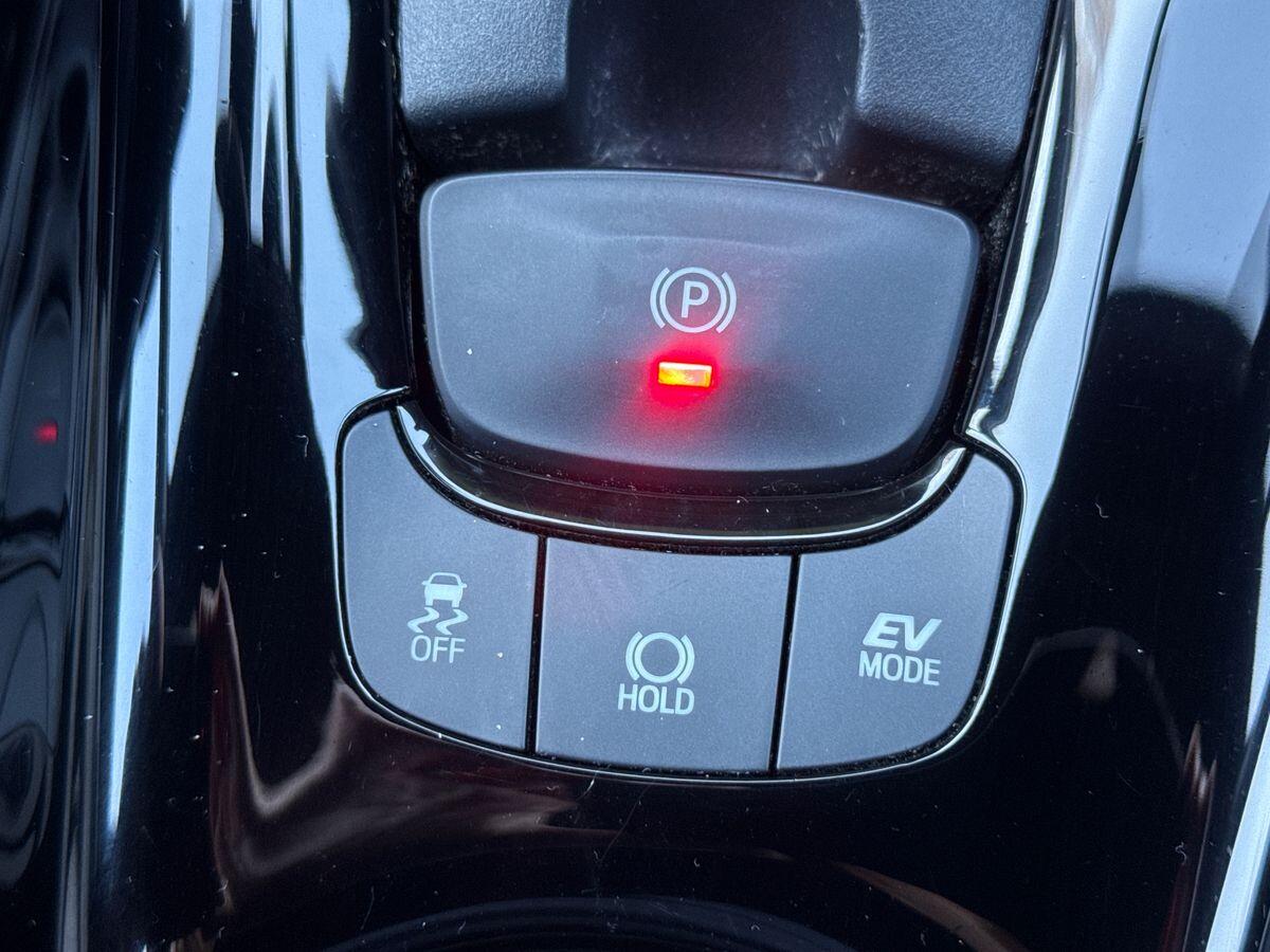 Used Toyota C-HR 2020 for sale - 77156129: Photo 24