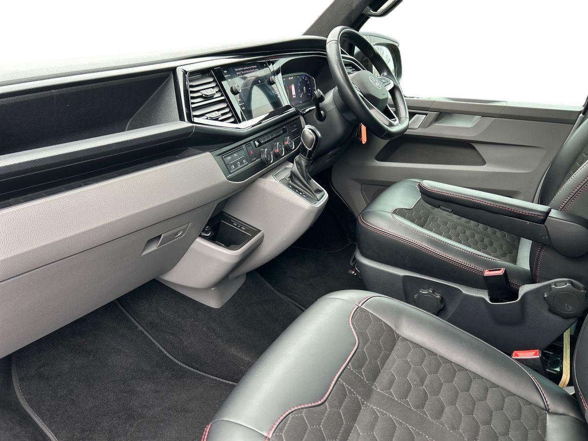 Used Volkswagen Transporter 2023 for sale - 77646673: Photo 2