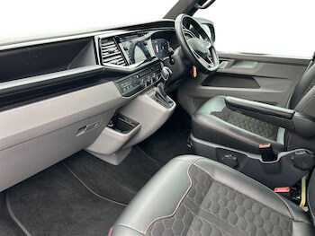 Used Volkswagen Transporter 2023 for sale - 77646673: Photo