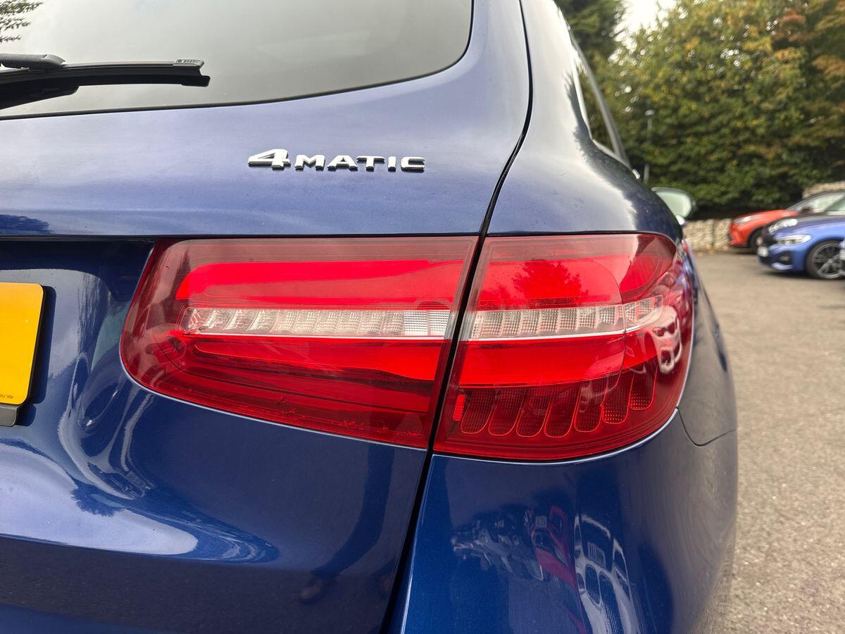 Used Mercedes-Benz GLC 2018 for sale - 76135898: Photo 22