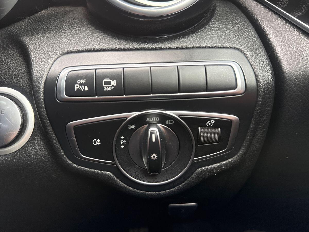 Used Mercedes-Benz GLC 2018 for sale - 76135898: Photo 31