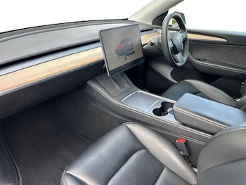 Used Tesla Model Y 2022 for sale - 79565799: Photo