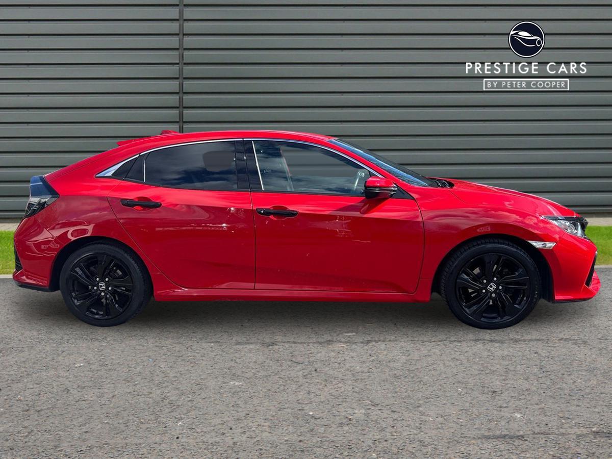 Used Honda Civic 2018 for sale - 78007079: Photo 4