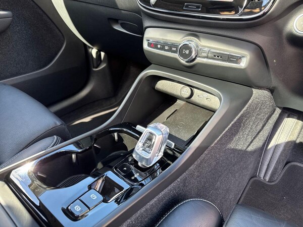 Used Volvo XC40 2022 for sale - 75769243: Photo 19