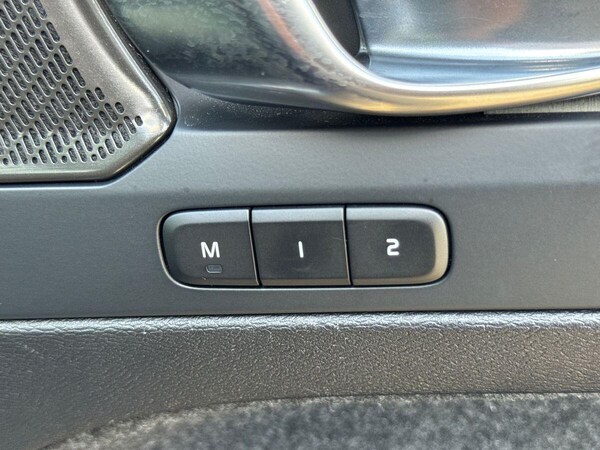 Used Volvo XC40 2022 for sale - 75769243: Photo 38
