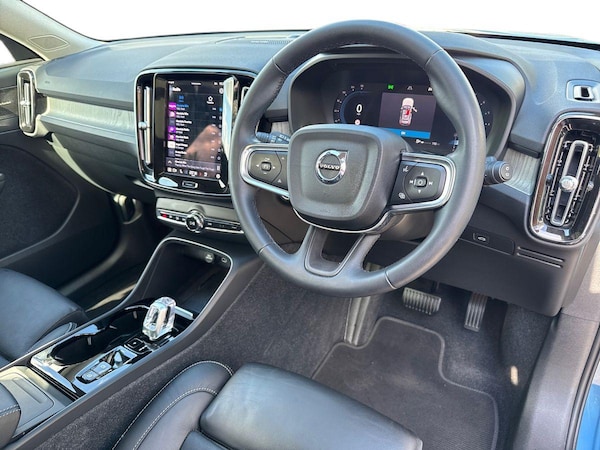Used Volvo XC40 2022 for sale - 75769243: Photo 6