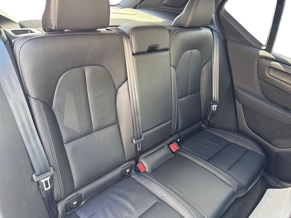 Used Volvo XC40 2022 for sale - 75769243: Photo 8