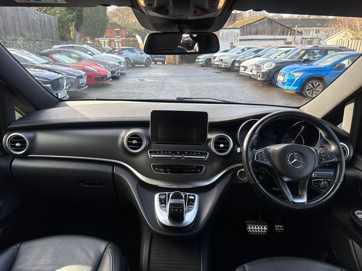 Used Mercedes-Benz V-Class 2018 for sale - 77468375: Photo 10