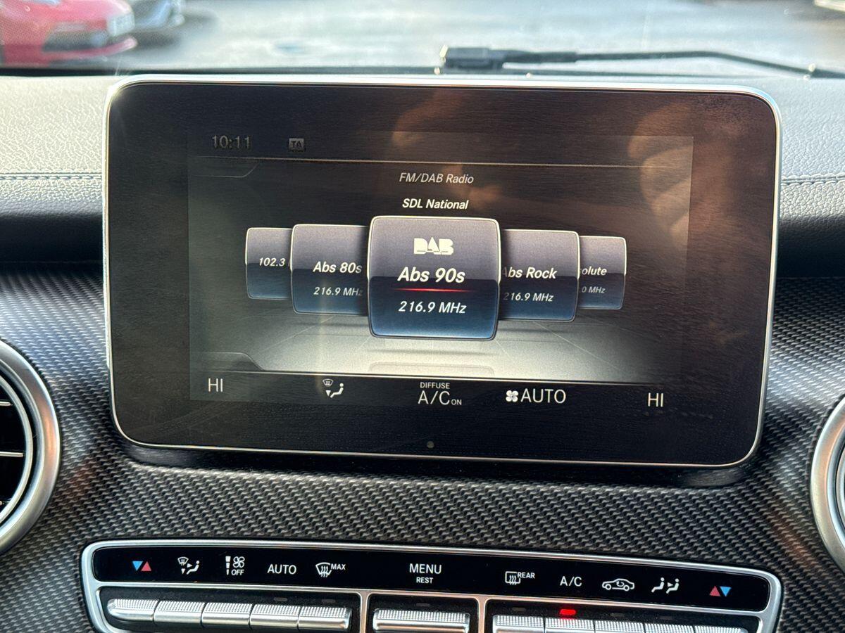 Used Mercedes-Benz V-Class 2018 for sale - 77468375: Photo 12