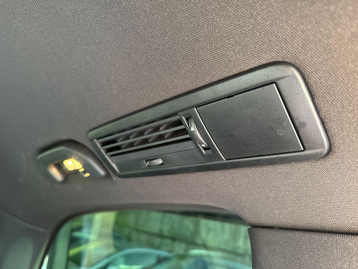 Used Mercedes-Benz V-Class 2018 for sale - 77468375: Photo 30