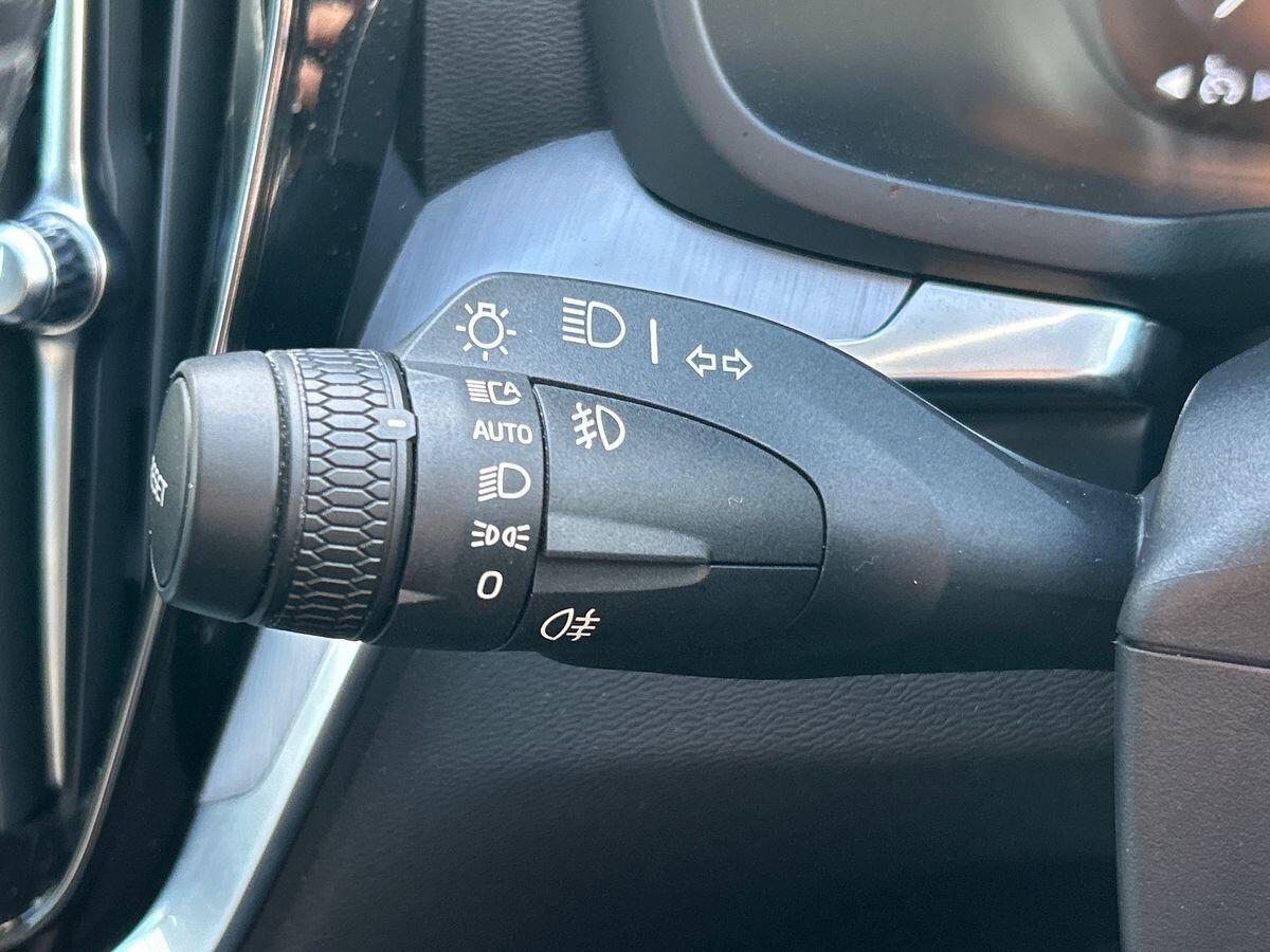 Used Volvo V60 2022 for sale - 75964841: Photo 31