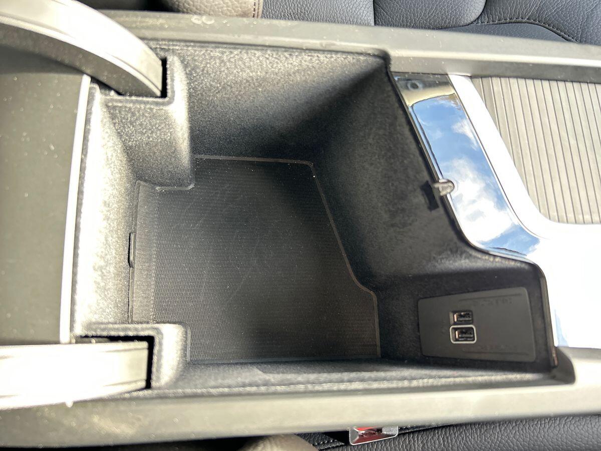 Used Volvo V60 2022 for sale - 75964841: Photo 34