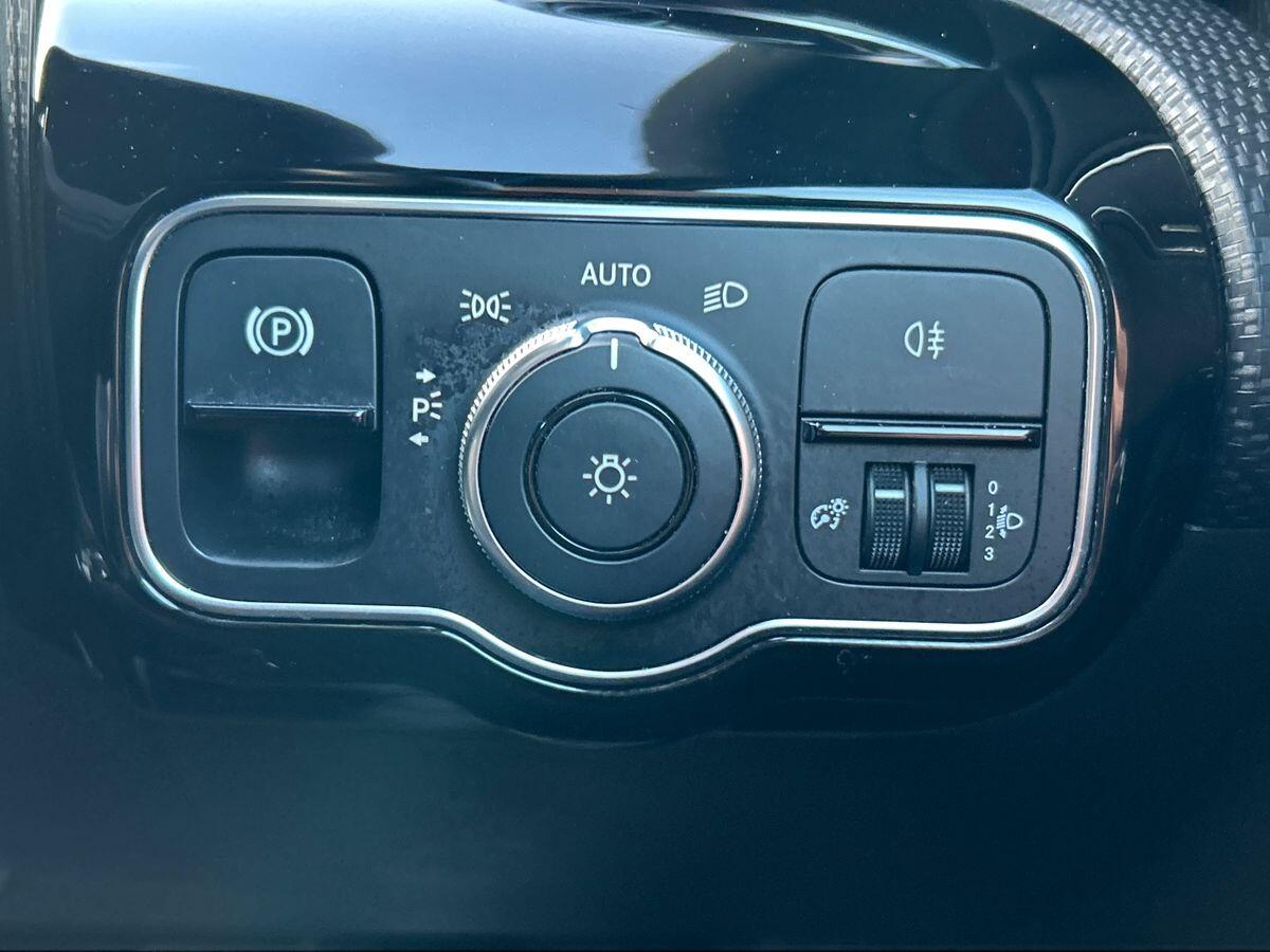 Used Mercedes-Benz A-Class 2019 for sale - 77279338: Photo 27