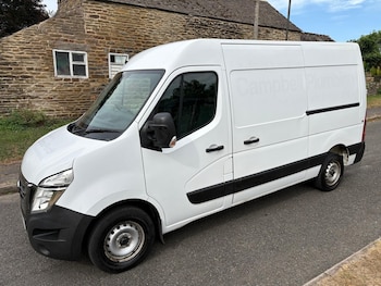 Nissan - NV400