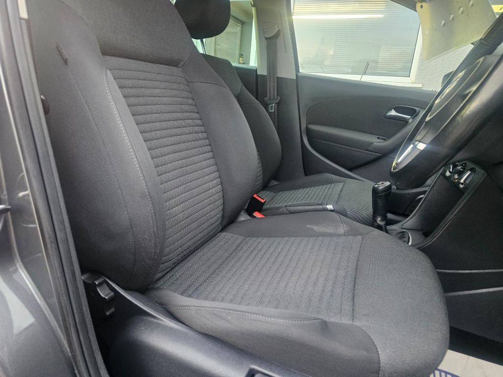 Used Volkswagen Polo 2012 for sale - 77590213: Photo 18