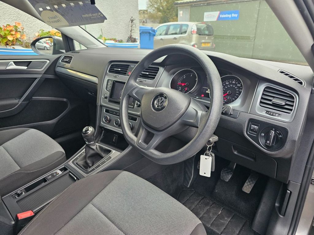Used Volkswagen Golf 2014 for sale - 76520212: Photo 22