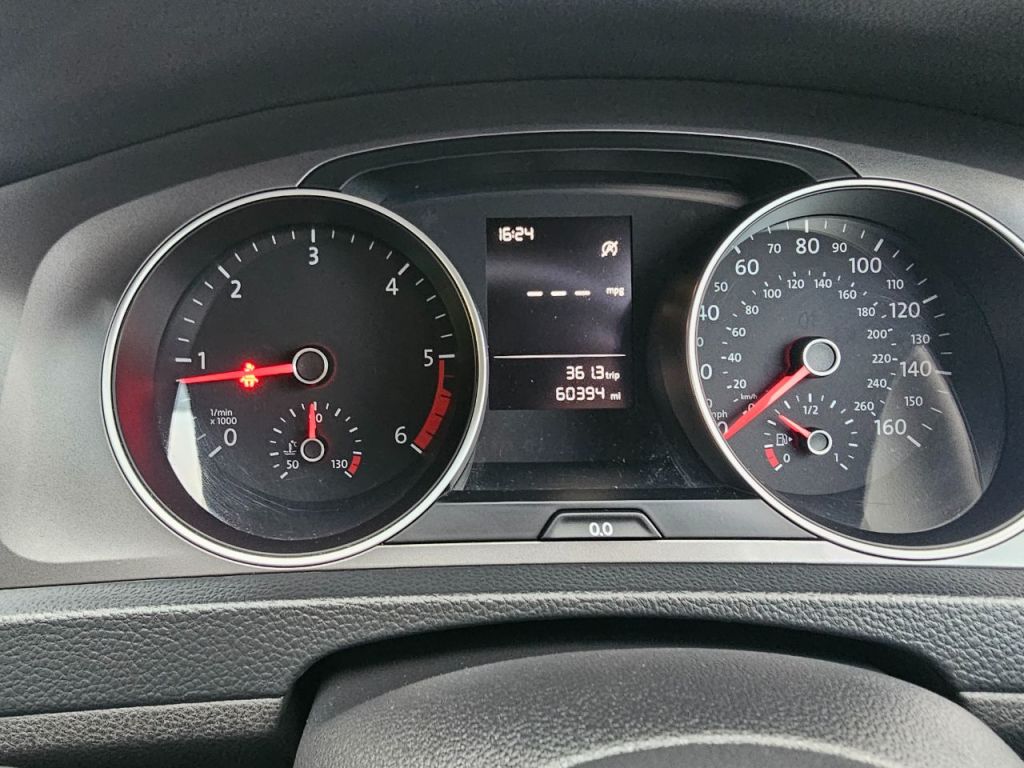 Used Volkswagen Golf 2014 for sale - 76520212: Photo 23