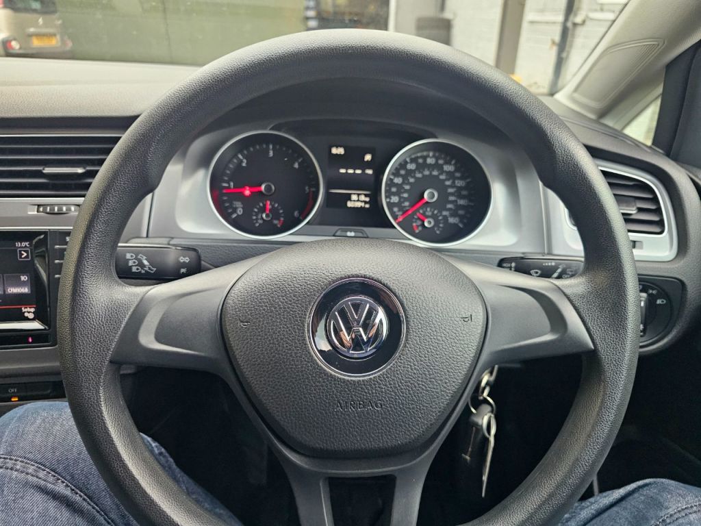 Used Volkswagen Golf 2014 for sale - 76520212: Photo 24