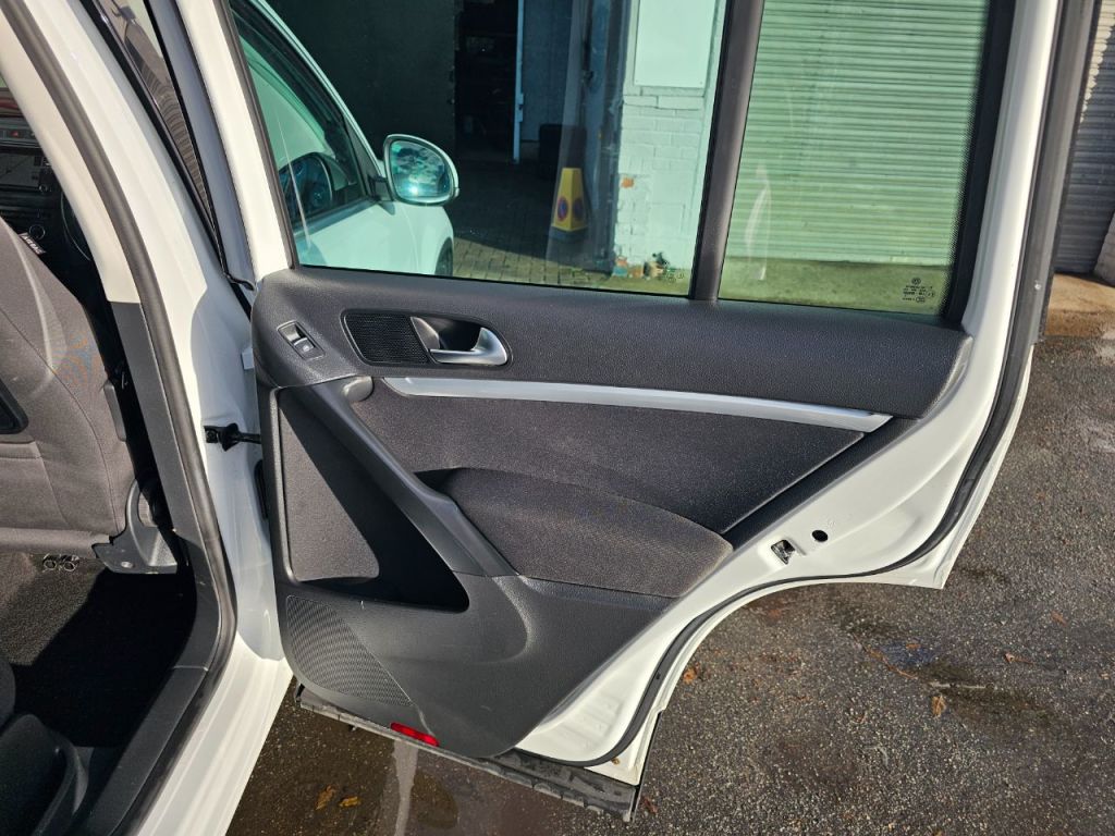 Used Volkswagen Tiguan 2016 for sale - 76670467: Photo 16