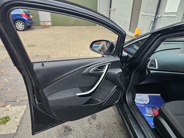 Used Vauxhall Astra 2012 for sale - 76279311: Photo 10