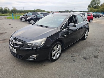 Vauxhall - Astra