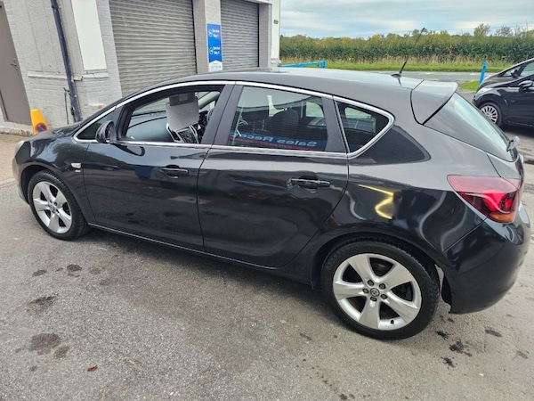 Used Vauxhall Astra 2012 for sale - 76279311: Photo 9