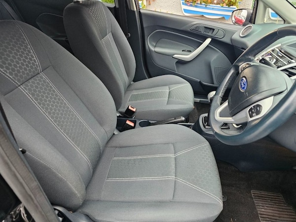 Used Ford Fiesta 2011 for sale - 76279321: Photo 16