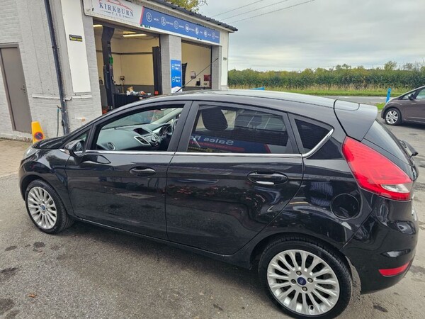 Used Ford Fiesta 2011 for sale - 76279321: Photo 8