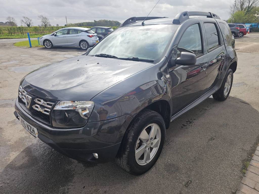Used Dacia Duster 2015 for sale - 78219240: Photo 2