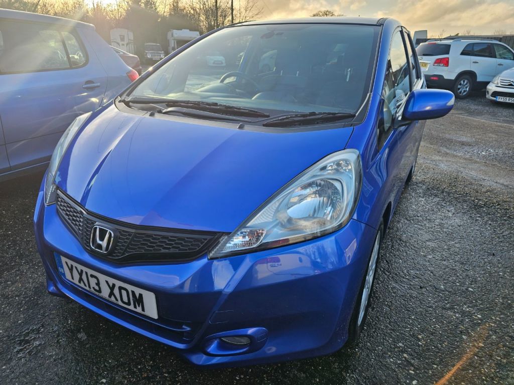 Used Honda Jazz 2013 for sale - 77399628: Photo 1