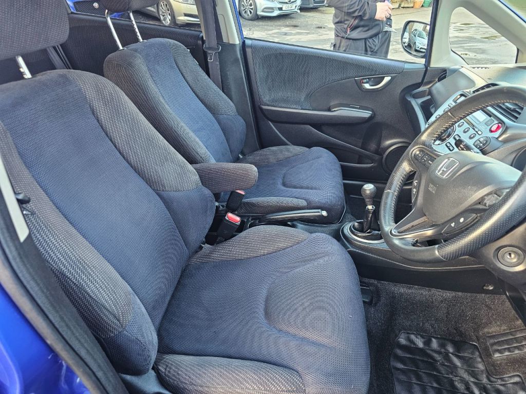 Used Honda Jazz 2013 for sale - 77399628: Photo 12