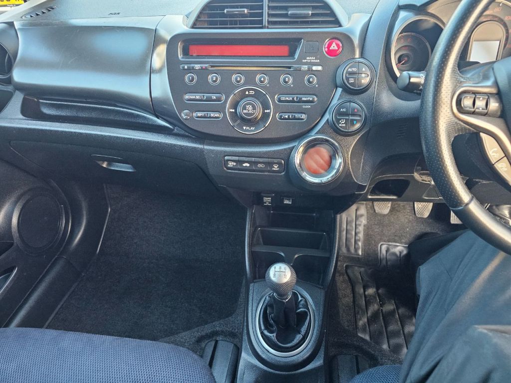 Used Honda Jazz 2013 for sale - 77399628: Photo 14