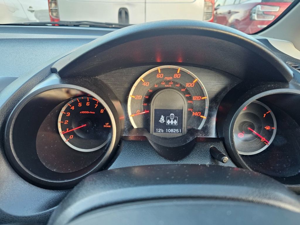 Used Honda Jazz 2013 for sale - 77399628: Photo 15