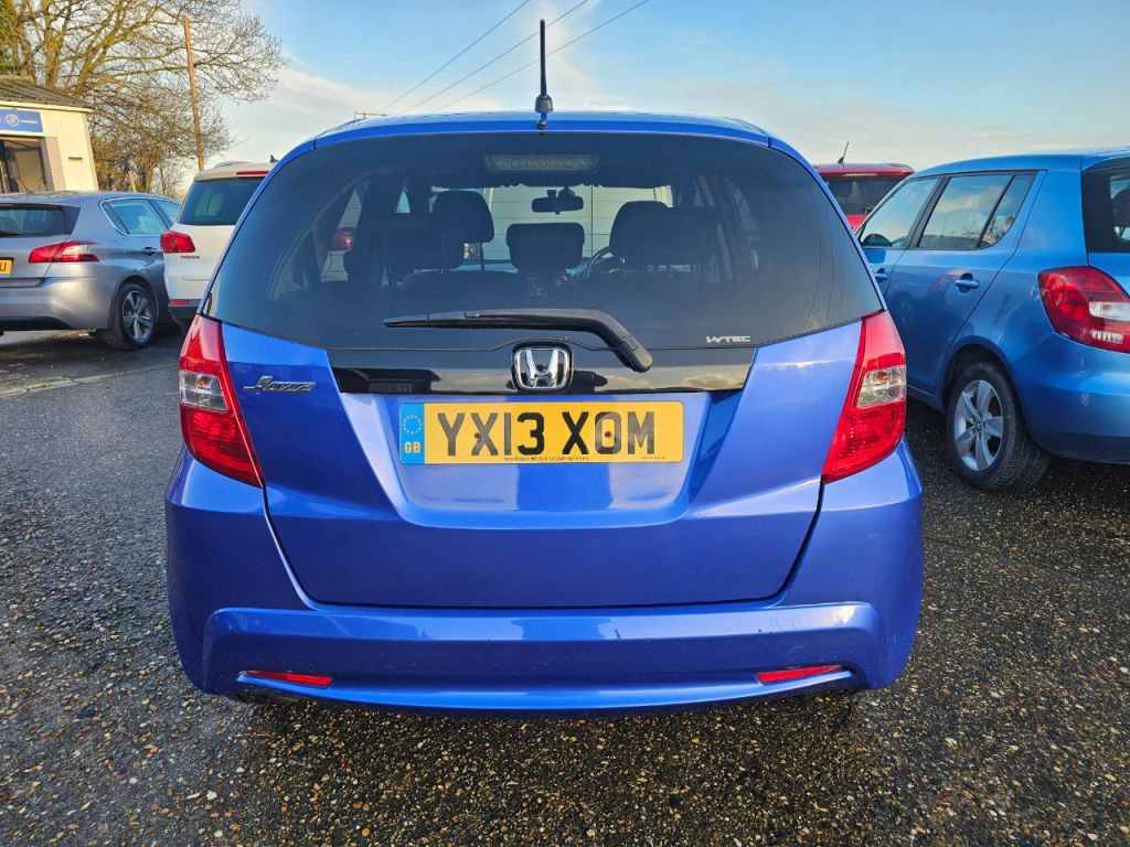 Used Honda Jazz 2013 for sale - 77399628: Photo 4