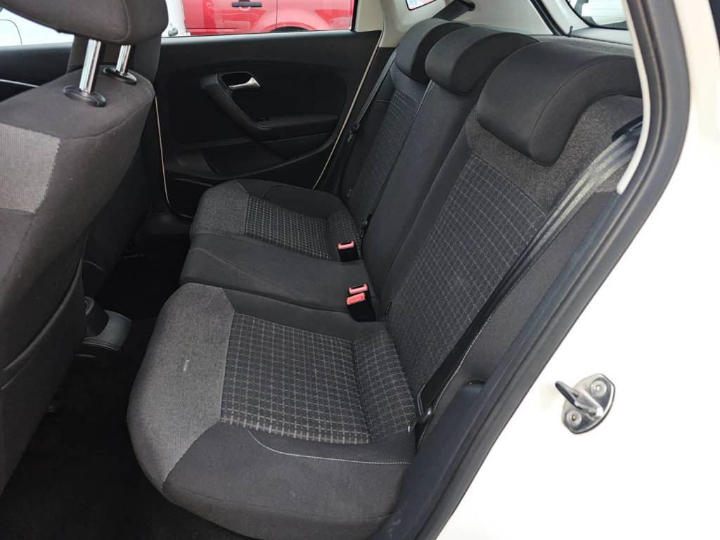 Used Volkswagen Polo 2015 for sale - 78055813: Photo 8