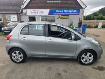 Used Toyota Yaris 2010 for sale - 75296326: Photo