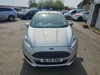2015 - 1.25 82 Zetec 5dr