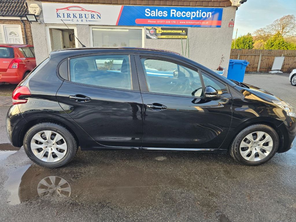 Used Peugeot 208 2023 for sale - 76961715: Photo 4