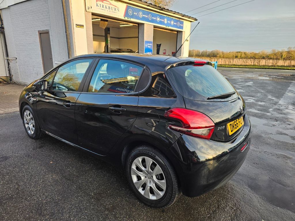 Used Peugeot 208 2023 for sale - 76961715: Photo 6