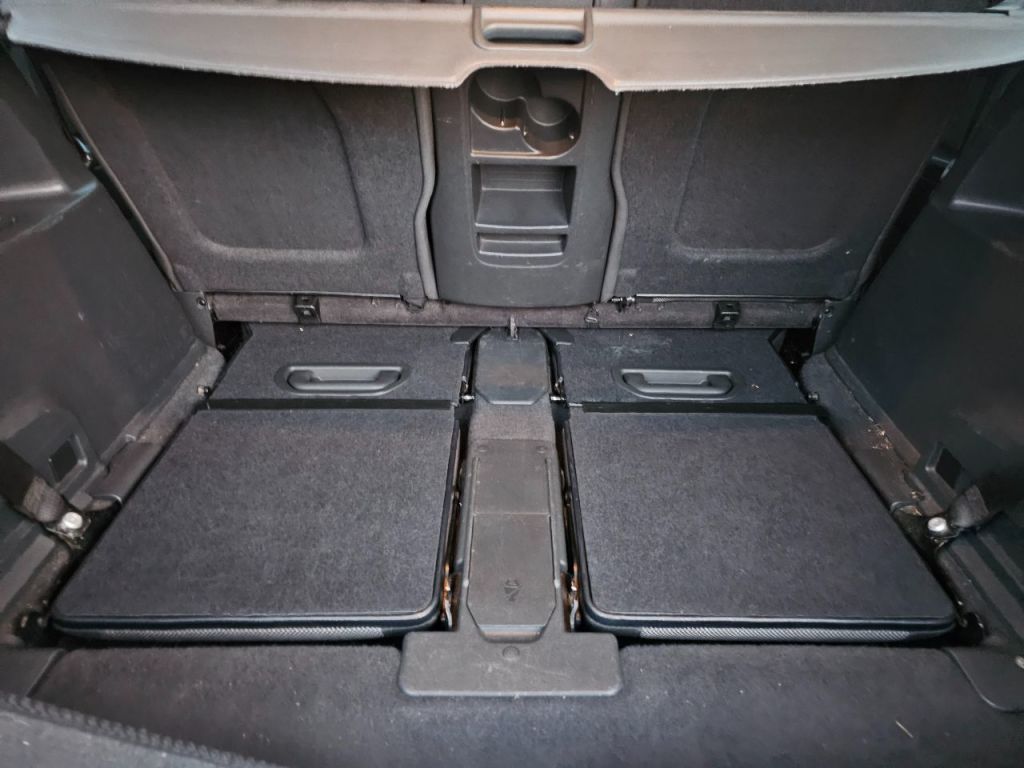 Used Vauxhall Zafira 2012 for sale - 77236147: Photo 10