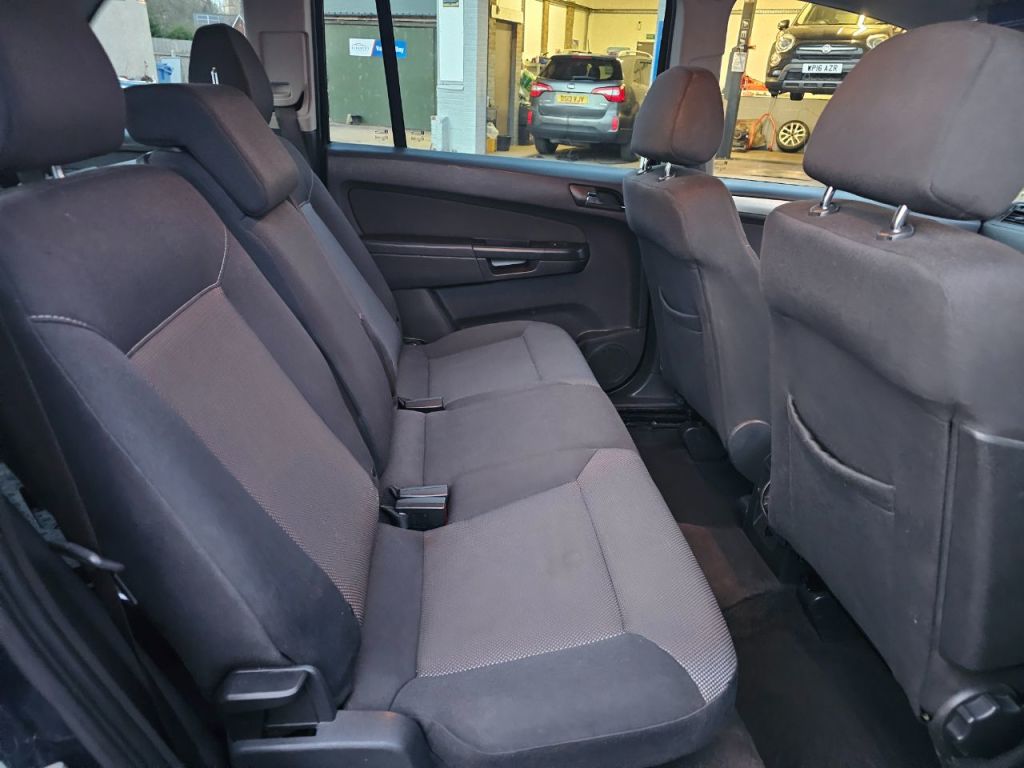 Used Vauxhall Zafira 2012 for sale - 77236147: Photo 11