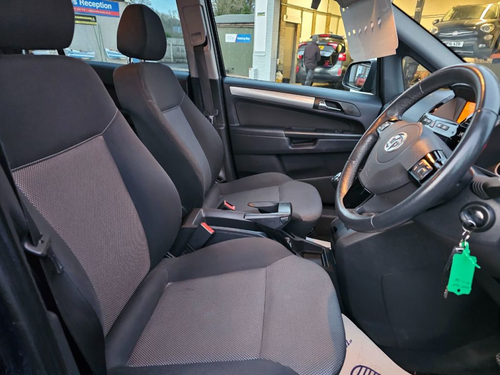 Used Vauxhall Zafira 2012 for sale - 77236147: Photo 13
