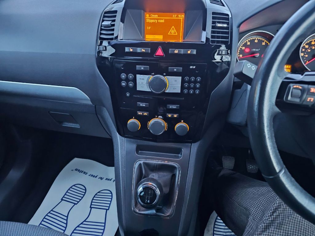 Used Vauxhall Zafira 2012 for sale - 77236147: Photo 14
