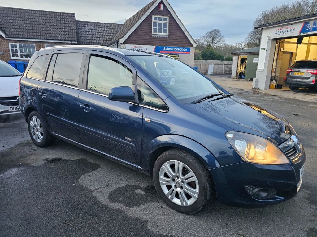 Used Vauxhall Zafira 2012 for sale - 77236147: Photo 2